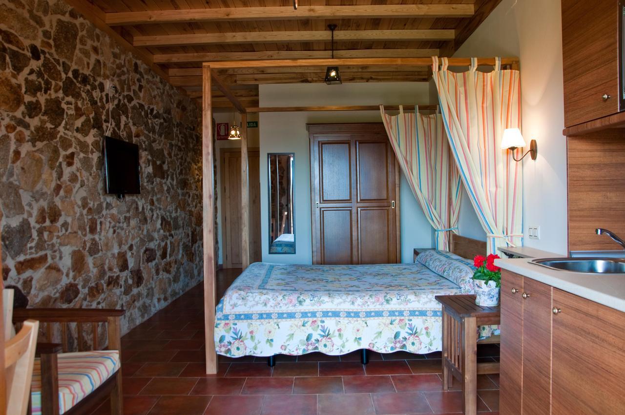 Apartamentos El Jardin Del Poeta Guijo de Granadilla 외부 사진